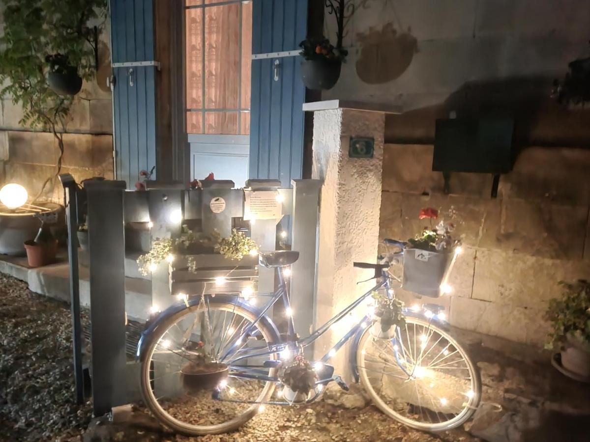 La Charentaise Des Lilas Saint-Léger Zewnętrze zdjęcie